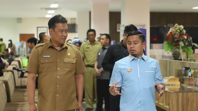 Ket: Wali Kota Parepare, Tasming Hamid saat di Mal Pelayanan Publik Kota Batu