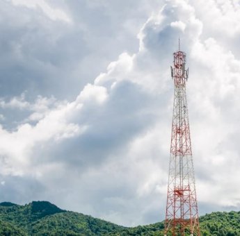 Internet Pedalaman Diperkuat, Kecamatan Tabang Andalkan Starlink dan Tower Baru