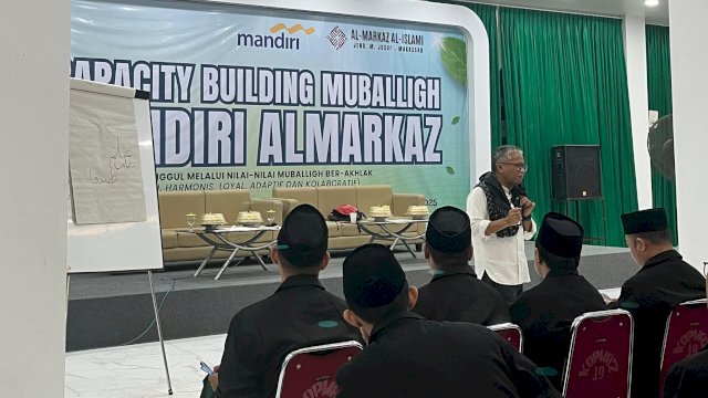 100 dai mengikuti Pembekalan Peningkatan Kapasitas yang digelar YIC Masjid Al Markas Al-Islam Makassar, Sabtu, (28/06/2025). (Dok. Istimewa)