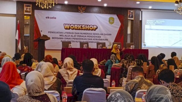 Kegiatan workshop literasi Disdikbud Kukar. [Foto.Redaksi/Republiknews.co.id]