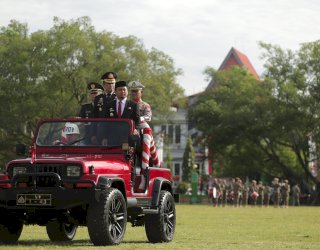 Wali Kota Tasming Hamid Hadiri Upacara Hari Bhayangkara ke-79, Apresiasi Kinerja Polres Parepare