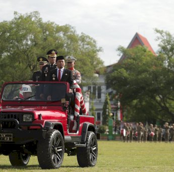 Wali Kota Tasming Hamid Hadiri Upacara Hari Bhayangkara ke-79, Apresiasi Kinerja Polres Parepare