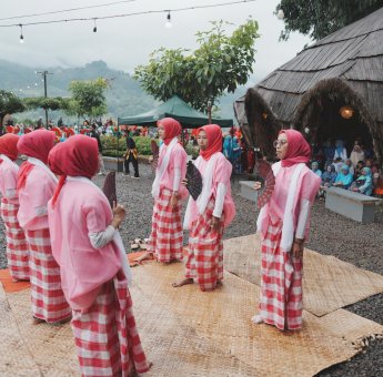 Tradisi Budaya Paddekko Warnai Semarak Beautiful Malino 2025