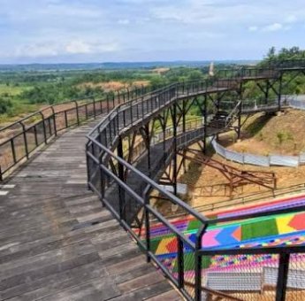 Lake View Eks Tambang, Destinasi Wisata Baru yang Angkat Nama Samboja