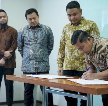 Tasming Hamid Teken MoU dengan Bosowa Group, Dorong Parepare Jadi Kota Percontohan Pengelolaan Sampah