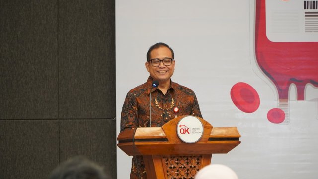 Kepala Kantor Otoritas Jasa Keuangan Sulselbar, Moch Muchlasin. (Dok. OJK Sulselbar)