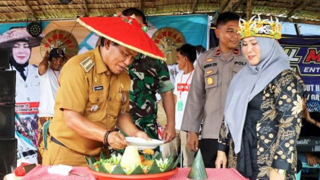 Salah satu kegiatan di Desa Jembayan Tengah beberapa waktu lalu. (istimewa)