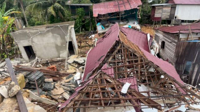 Situasi Desa Batuah usai diterpa Longsor. (Istimewa)