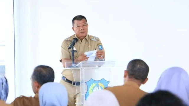 Bupati Bulukumba, Andi Muchtar Ali Yusuf saat memberikan motivasi ke para pelaku usaha Bulukumba. [IST]