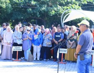 Peringati Hari Lingkungan Hidup, Pemkab Bulukumba Gelar Aksi Bersih Pantai