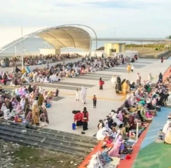 Kominfo Bulukumba Sediakan WiFi Gratis di Pantai Merpati, Dorong UMKM dan Pariwisata Digital