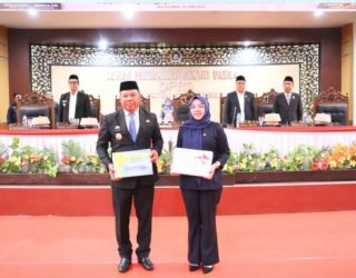 Bupati Andi Utta Serahkan Dua Ranperda Strategis ke DPRD Bulukumba