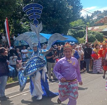 60 Tim Ramaikan Fashion Culture Carnaval BM, Diskominfo-SP Gowa Bawa Pesan Khusus