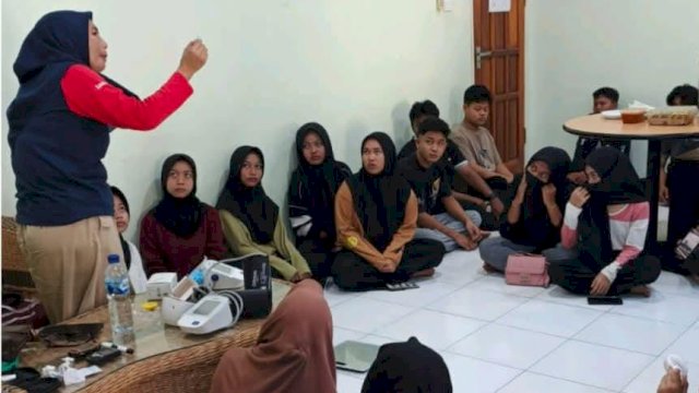 Suasana Kegiatan dalam rangka Peningkatan Kapasitas Posyandu Remaja Desa Loa Kulu Kota. (Istimewa)