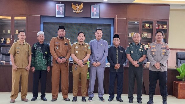 Foto Bersama Usai Rapat Dengar Pendapat. (IST)