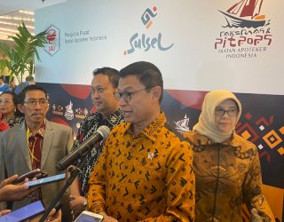 Pemanfaatan Bioteknologi Farmasi dan Peningkatan Gizi Jadi Pembahasan Rakernas IAI di Makassar