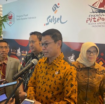 Pemanfaatan Bioteknologi Farmasi dan Peningkatan Gizi Jadi Pembahasan Rakernas IAI di Makassar