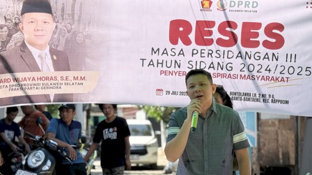 Anggota DPRD Sulsel, Edward Wijaya Horas saat menggelar kegiatan reses di Jalan Bontolanra, Kelurahan Banta-Bantaeng, Kecamatan Rappocini, Kota Makassar, Selasa (29/7/2025). (Foto: Istimewa)