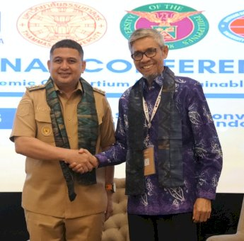 Pemkot Makassar Pamer Inovasi Super Apps Lontara+ dan MCH di Forum IACSC 2025