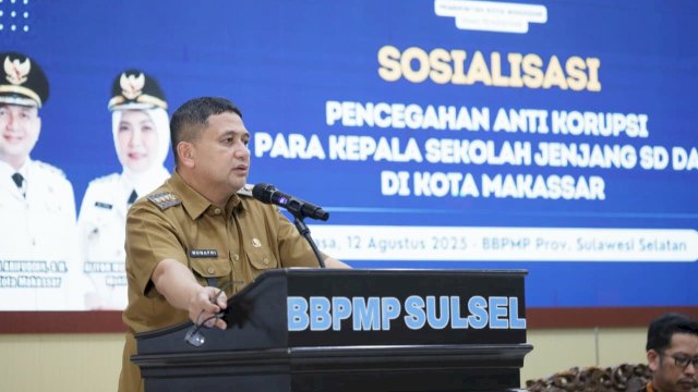 Wali Kota Makassar, Munafri Arifuddin saat membuka kegiatan Sosialisasi Edukasi Anti-Korupsi bagi 400 kepala sekolah SD dan SMP se-Kota Makassar di Aula BBPMP Sulsel, Selasa (12/8/2025). (Foto: Istimewa)