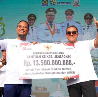 Gubernur Sulsel Serahkan Rp13,5 M untuk Revitalisasi Stadion Turatea dan Infrastruktur Jeneponto