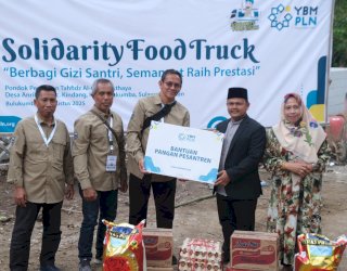 Voluntrip Muzzaki YBM PLN UID Sulselrabar Tebar Manfaat bagi Pendidikan dan Kesehatan di Bulukumba