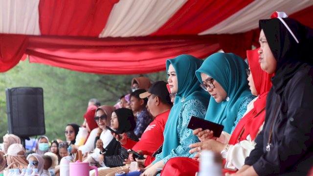 Ket: Ketua Tim Penggerak PKK Parepare, dr. Andi Arfiah Tasming