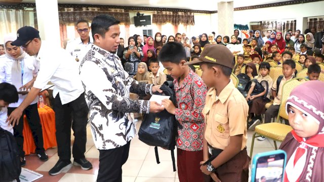 Ket; Wali Kota Parepare, Tasming Hamid