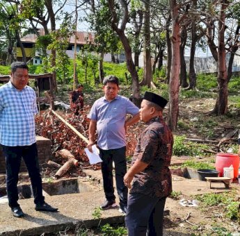 Direktur PAM Tirta Karajae Tinjau Korban Kebakaran di Soreang dan Salurkan Bantuan Sambungan Air Gratis