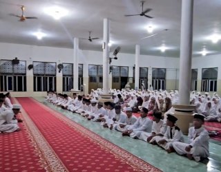 BJ Habibie dalam Kenangan: Doa dan Puisi di Pondok Pesantren DDI Ujung Lare