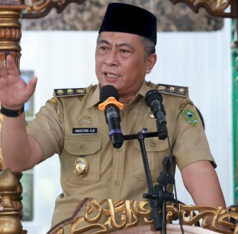 Wabup Barru Abustan Hadiri Maulid Akbar di Pujananting, Dorong Penguatan Nilai Sosial dan Religius