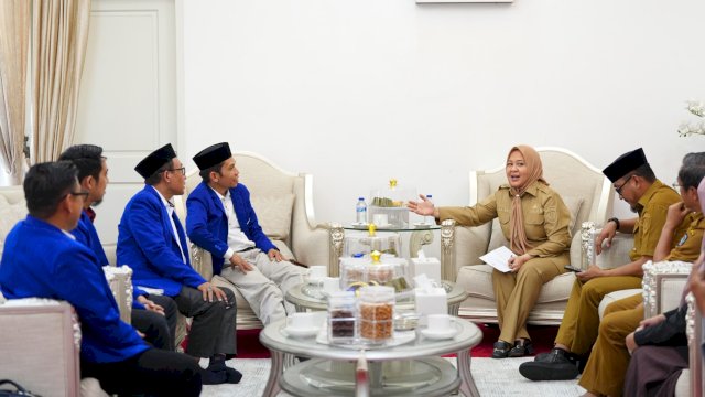 Wakil Gubernur Sulsel, Fatmawati Rusdi saat menerima kunjungan silaturahmi Majelis Pimpinan Wilayah ICMI Muda Sulsel di Rumah Jabatan Wakil Gubernur, Jalan Yusuf Dg Ngawing, Makassar, Senin (15/9/2025). (Foto: Istimewa)