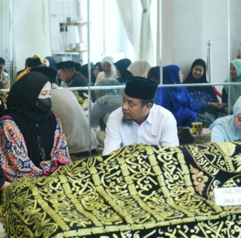 Ibunda Wagub Fatmawati Rusdi Wafat, Gubernur Sulsel Sampaikan Duka Cita Mendalam