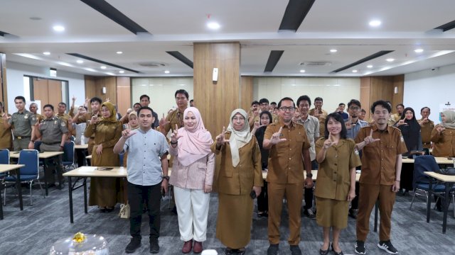 Dinas Kominfo Kota Makassar menggelar Sosialisasi SP4N-LAPOR! tahun 2025 di Ruang Pertemuan Makassar Government Center (MGC), Selasa (30/9/2025). (Foto: Istimewa)