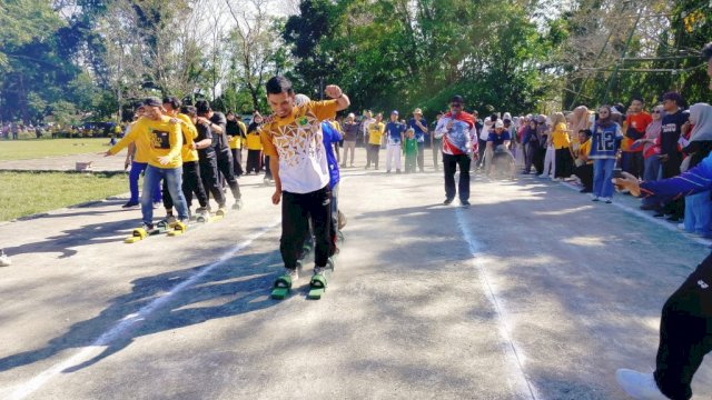 Ket: Lomba Olahraga Tradisional Antar OPD Pemkab Barru
