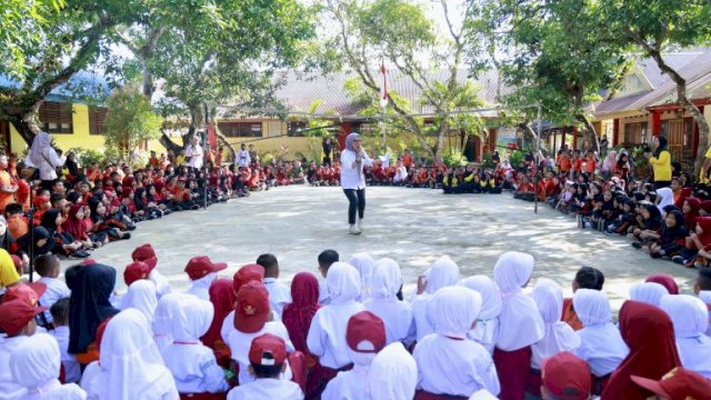 Ket: Bupati Barru, Andi Ina Kartika Sari