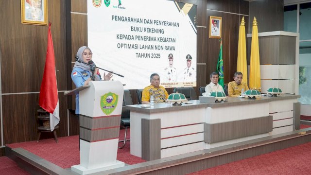 Ket: Bupati Barru, Andi Ina Kartika Sari