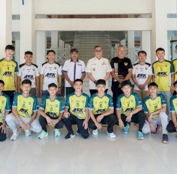 Wabup Abustan Lepas Kontingen Futsal Barru Berlaga di Pra Porprov, Beri Pesan Semangat dan Sportivitas