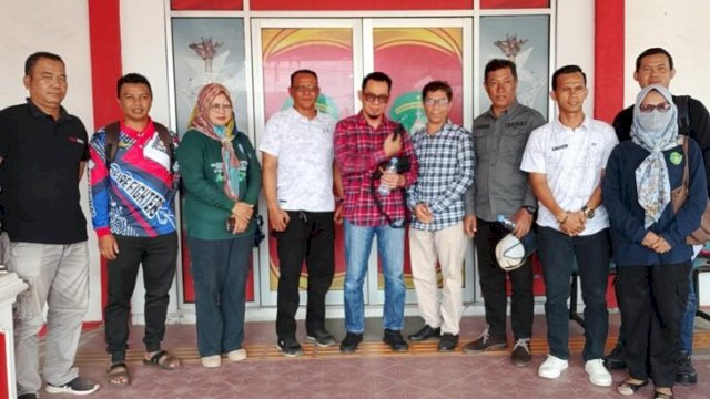 Foto Bareng Usai Sosialisasi Pembentukan Kelembagaan Posyantek di Kecamatan Anggana. [IST]