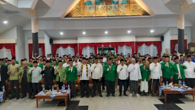 Foto Bersama Usai Pelantikan. [IST]