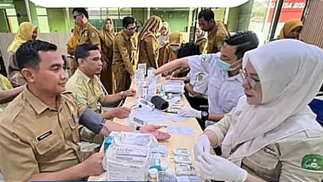 Cek Kesehatan yang Digelar di Kantor DPMD Kukar. [IST]