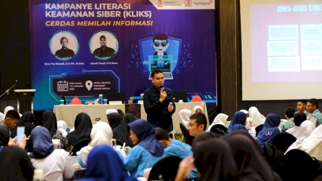 Diskominfo Kota Makassar menggelar program Kampanye Literasi Keamanan Siber (KLiKS) bagi peserta didik SMP di Hotel Novotel Makassar mulai 1 hingga 2 Oktober 2025. (Foto: Istimewa)