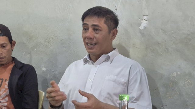 Anggota Komisi I DPR RI dari Fraksi PKB, Syamsu Rizal MI atau Deng Ical saat menggelar pertemuan santai dengan sejumlah jurnalis di Makassar, Sabtu (4/10/2025). (Foto: Istimewa)