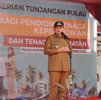 Pemkot Makassar Beri Tunjangan Tambahan bagi Guru dan Tenaga Kesehatan di Kepulauan, Ini Rinciannya