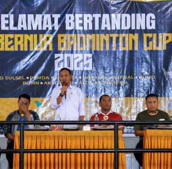 Semarak Hari Jadi Sulsel ke-356, Andi Sudirman Buka Gubernur Badminton Cup 2025