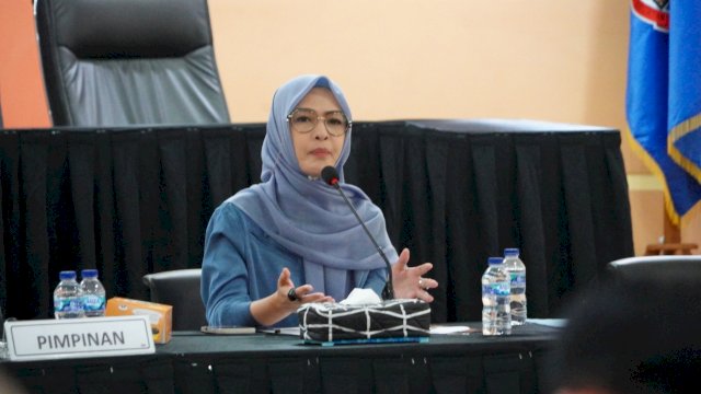 Ketua DPRD Sulsel, Andi Rachmatika Dewi saat menghadiri rapat dengar pendapat (RDP) dengan ratusan tenaga non ASN kesehatan di kantor sementara DPRD Sulsel, Jalan AP Pettarani, Makassar, Selasa (14/10/2025). (Foto: Istimewa)
