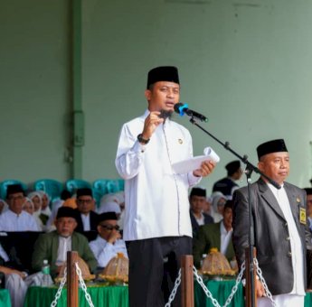 Dukung Perbaikan Jalan ke Ponpes DDI Mangkoso, Gubernur Sulsel Kucurkan Rp5 Miliar untuk Pemkab Barru