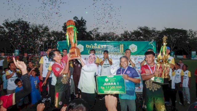 Ket: Bupati Barru, Andi Ina Kartika Sari