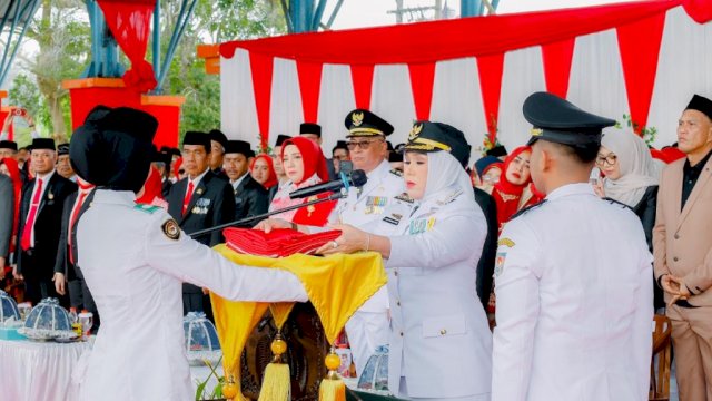 Ket: Bupati Barru, Andi Ina Kartika Sari