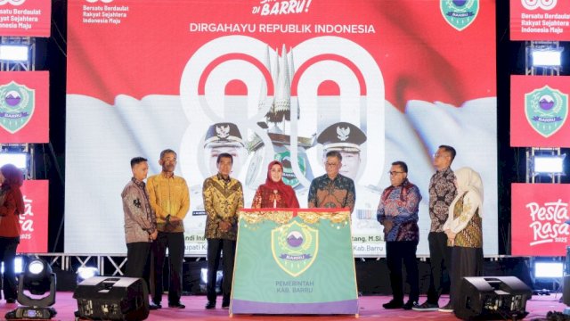 Ket: Malam ramah tamah peringatan HUT ke-80 Republik Indonesia di Kabupaten Barru